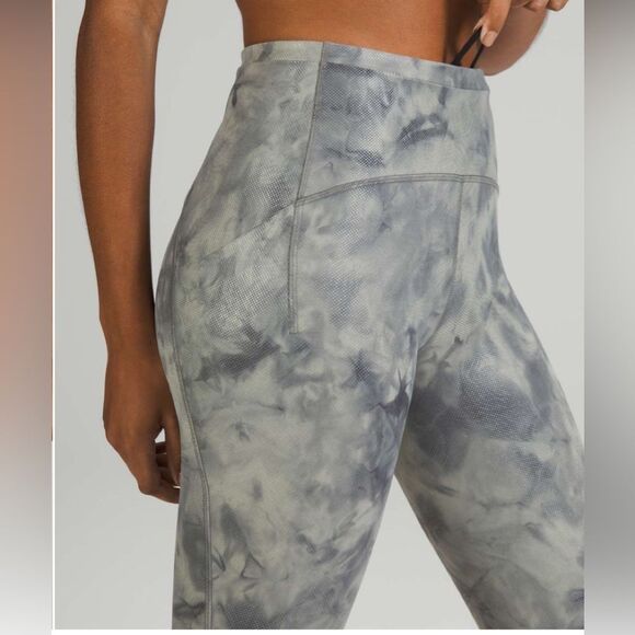 Lululemon Seawheeze Swift Speed High-Rise Crop 21", Size 6 - Picture 2 of 11